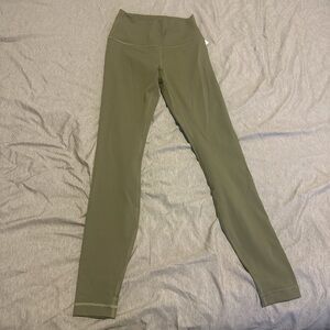 Green Lululemon Wunder Under Leggings